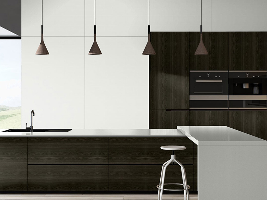 Burnt-Oak-and-Pure-White-Kitchen